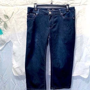YOM YOM DENIM BLUE JEAN CAPRI PANTS SZ 11